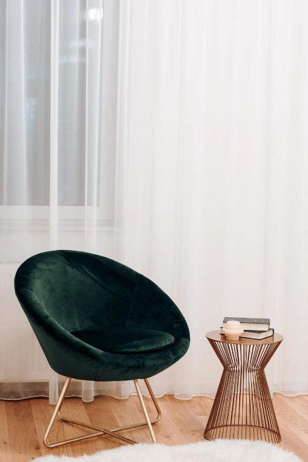 Fabulous And Fancy City Center Designer Apartment Cluj-Napoca Eksteriør bilde